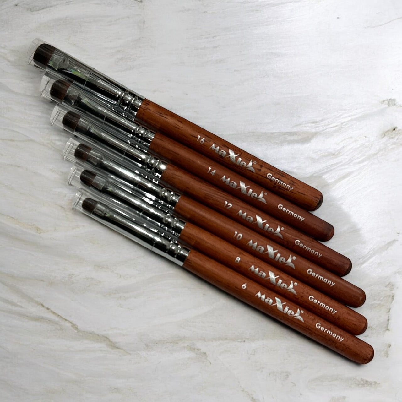 Maxie nail French brush